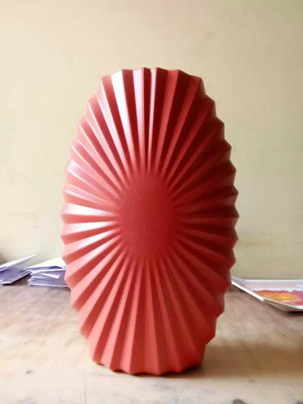 Plastic Vase  (11 inch)